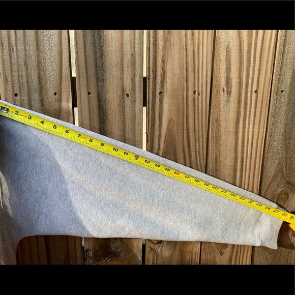 MEN’S COLUMBUS COLLEGE of ART & DESIGN SWEATSHIRT. - Picture 7 of 11